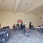Reddoorz At Griya Kampar Madiun