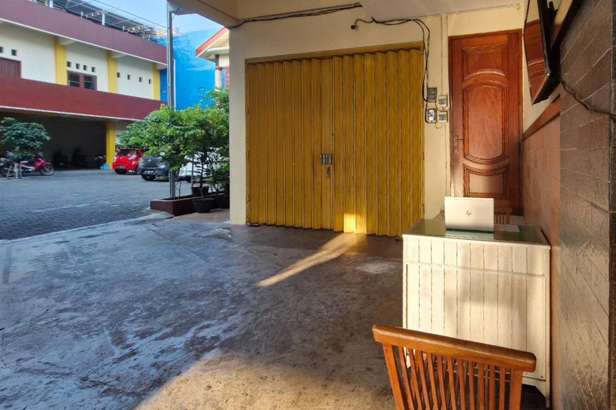 Reddoorz At Griya Kampar Hotel Madiun
